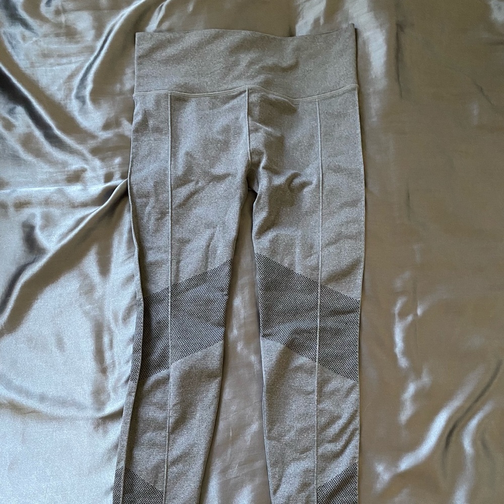 Grey leggings size small